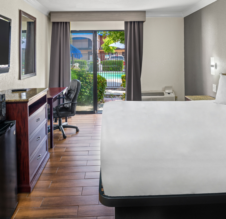 Stay in the Spacious Rooms Filled with Amenities