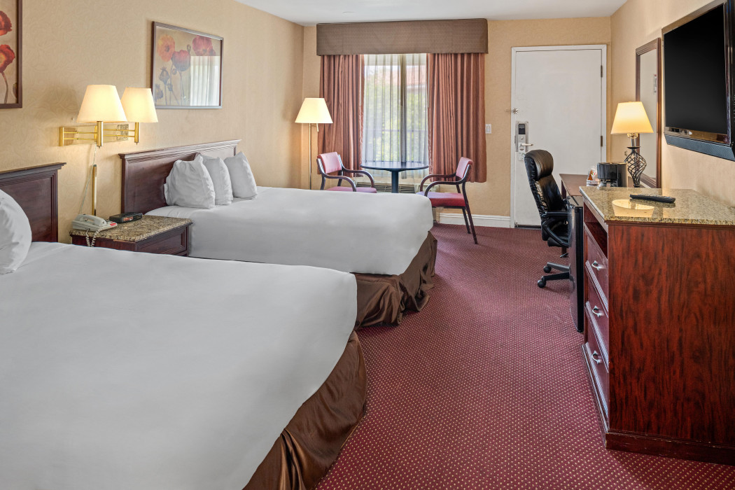 Two Double Beds — photo 1